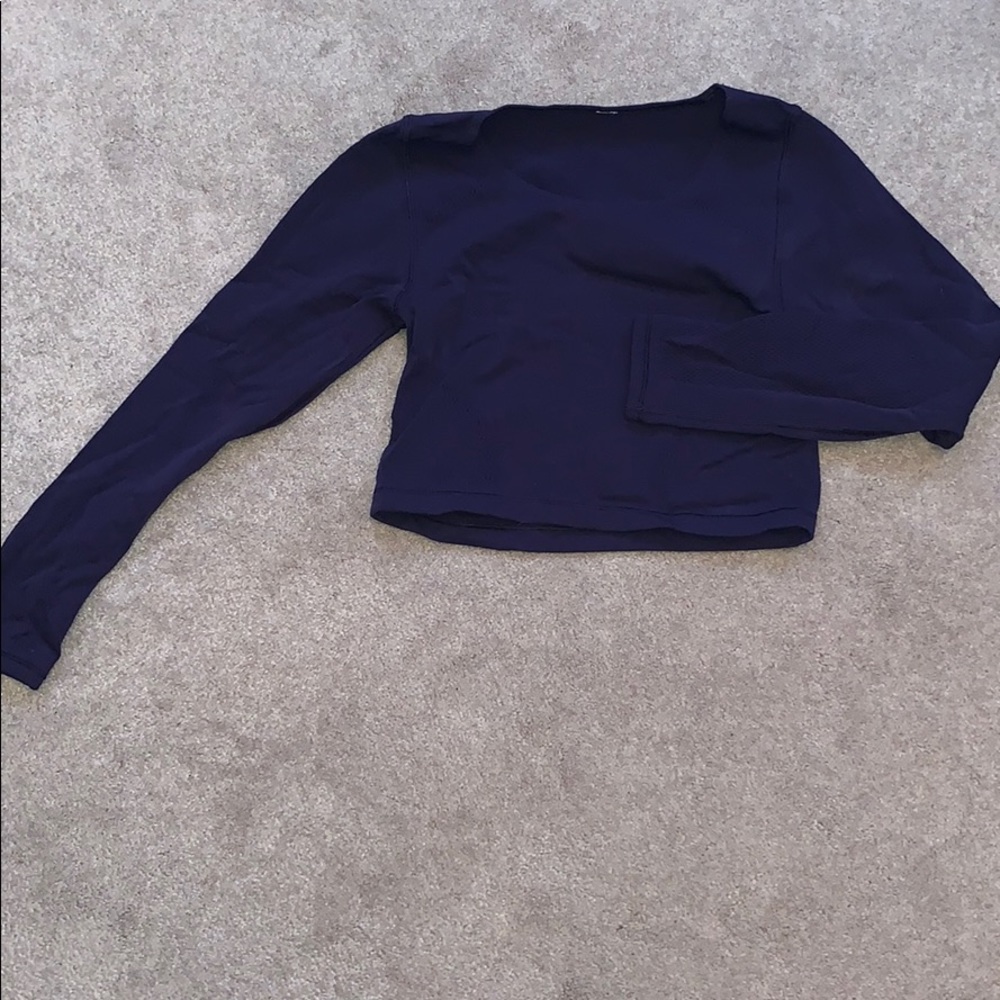 Lululemon crop reveal long sleeve